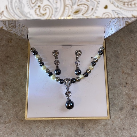 Charter Club Jewelry - New in box, gorgeous Charter Club necklace set from Macys
